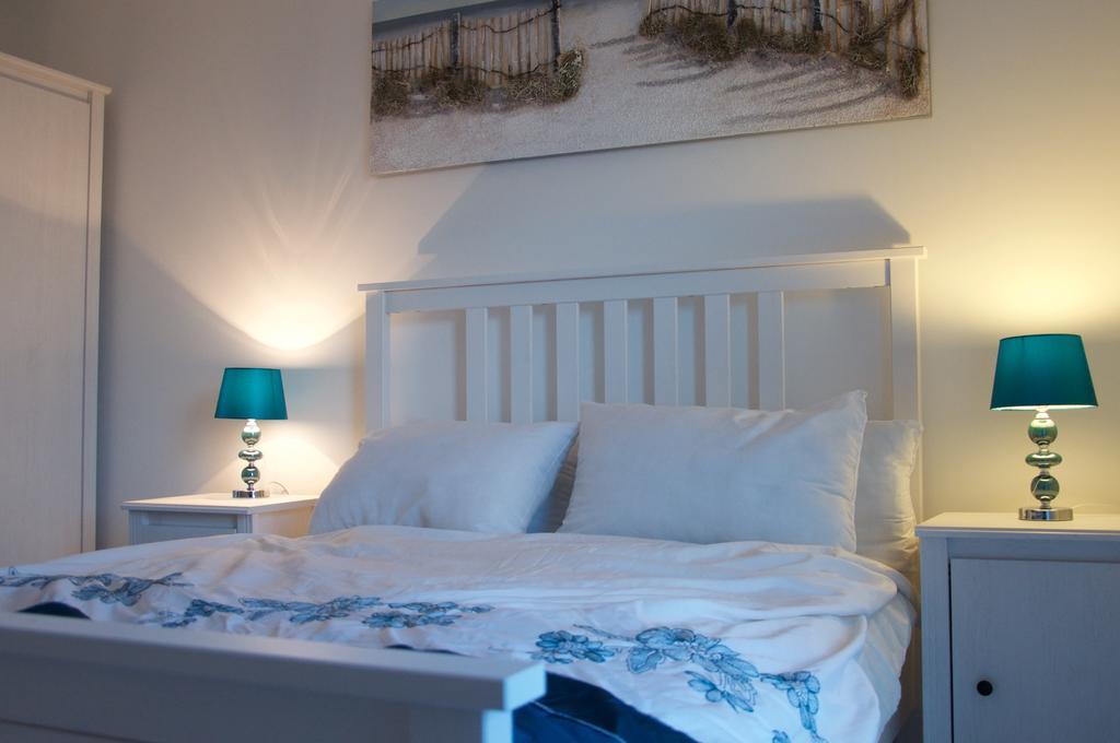Traeth Bychan Apartment Лланелли Экстерьер фото