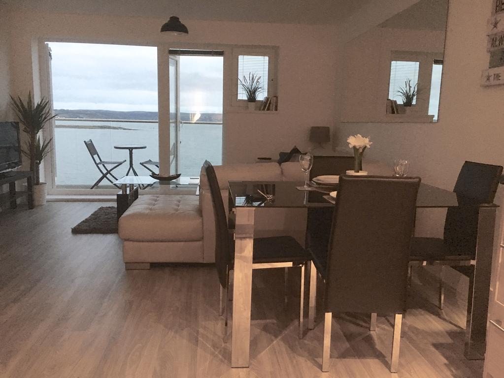 Traeth Bychan Apartment Лланелли Экстерьер фото