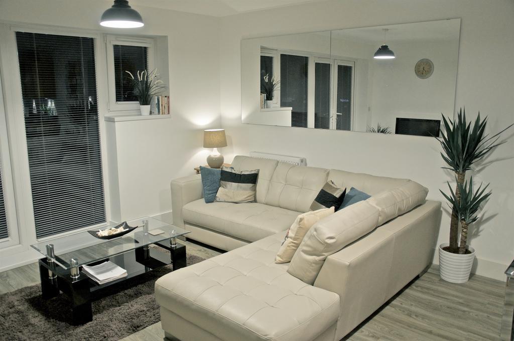 Traeth Bychan Apartment Лланелли Экстерьер фото